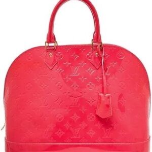 Louis Vuitton Alma patent leather handbag. Very good condition!